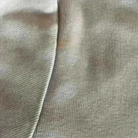 BRANDY MELVILLE Women's Light Blue Short Sleeve Shirt Cropped V-Neck Size OS - Picture 4 of 4